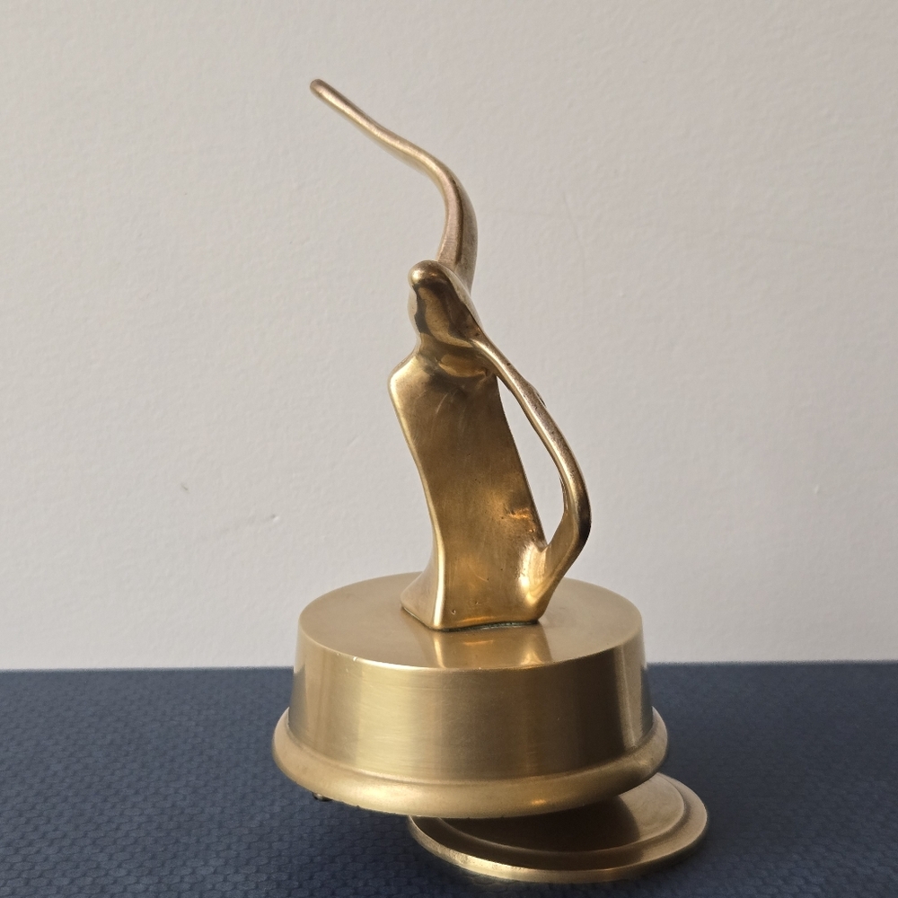 Mid-Century Modern Solid Brass Minimalist Seagull In Flight Music Box - Picture 5 of 8